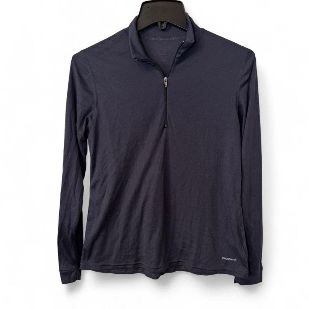 Patagonia gray-blue quarter zip long sleeve shirt